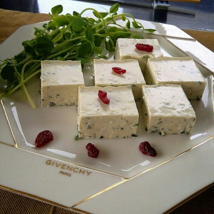 おもてなし 前菜 豆腐クリームチーズ青シソ レシピ 作り方 By Anxinganxin 楽天レシピ おもてなし 前菜 豆腐クリームチーズ青シソ レシピ 作り方 By Anxinganxin 楽天レシピ
